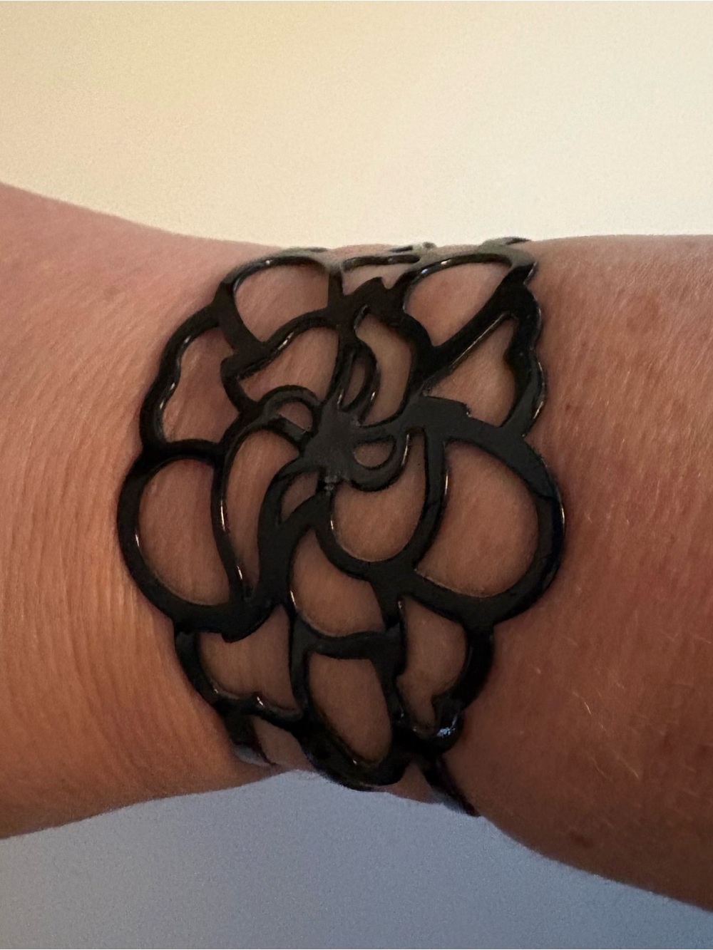Black Floral Cutout Cuff Bracelet - Women Jewelry